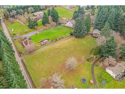 10705 Ne Fox Farm Road Dundee OR 97115