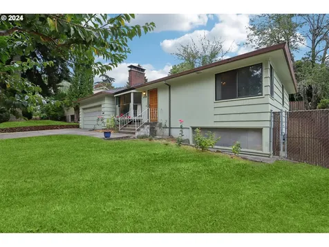 4768 Sw Iowa Street Portland OR 97221