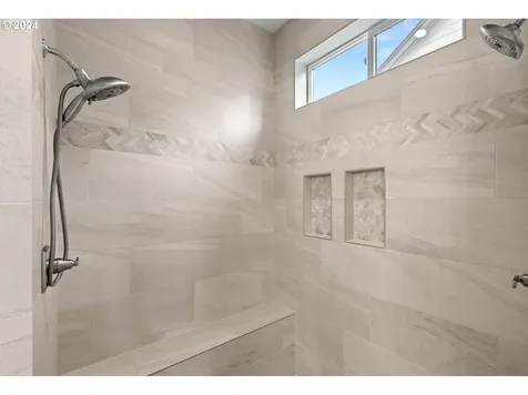 18309 NE 78th Circle Vancouver WA 98682