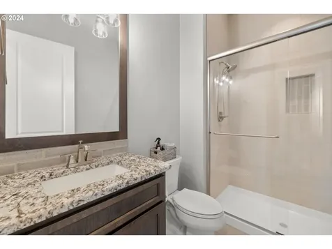 18309 NE 78th Circle Vancouver WA 98682