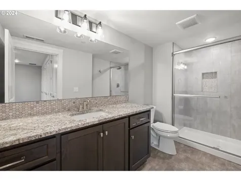 18309 NE 78th Circle Vancouver WA 98682
