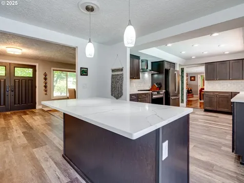 12819 SE Park Street Vancouver WA 98683
