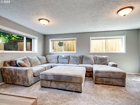 12819 SE Park Street Vancouver WA 98683