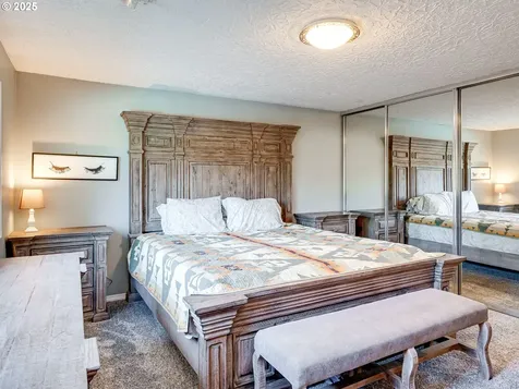 12819 SE Park Street Vancouver WA 98683
