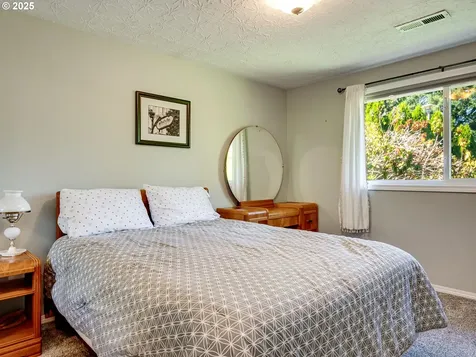 12819 SE Park Street Vancouver WA 98683