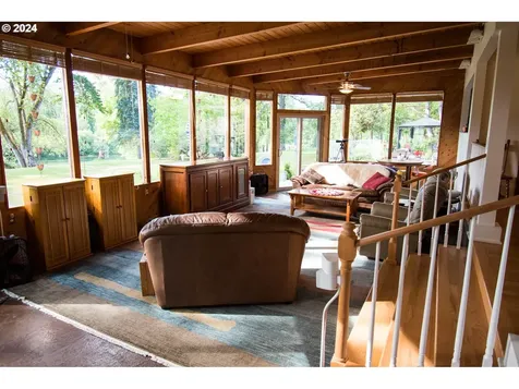 1802 Fisher Road Roseburg OR 97471