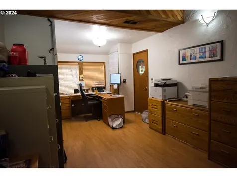 1802 Fisher Road Roseburg OR 97471