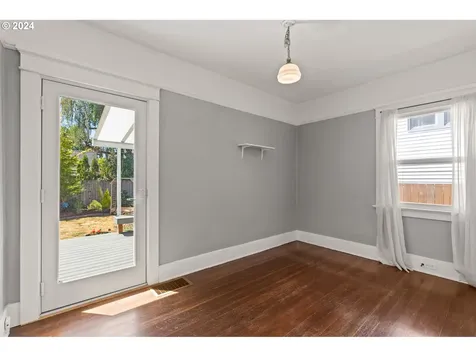 4423 Se 45th Avenue Portland OR 97206