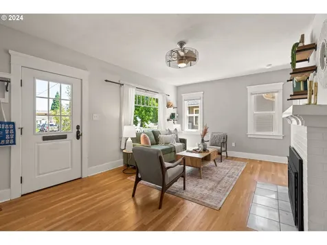 4423 Se 45th Avenue Portland OR 97206