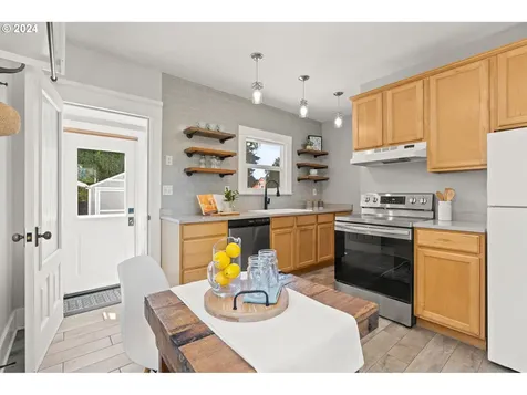4423 Se 45th Avenue Portland OR 97206