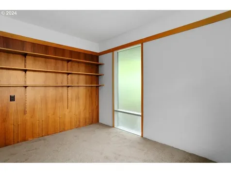 4027 Sw Downs View Court Portland OR 97221