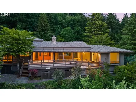 4027 Sw Downs View Court Portland OR 97221
