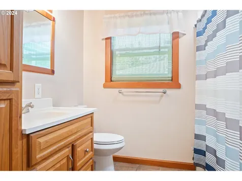 2255 34th Avenue Longview WA 98632