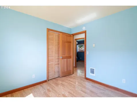 2255 34th Avenue Longview WA 98632
