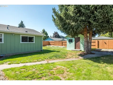 2255 34th Avenue Longview WA 98632