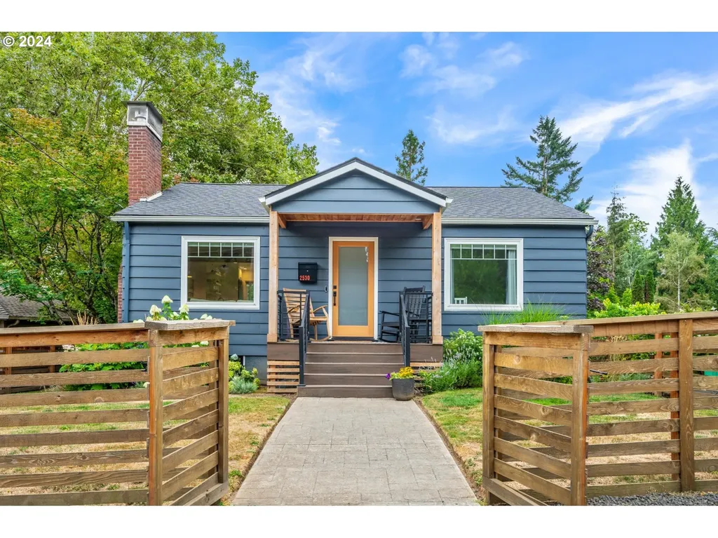 2530 Sw Troy Street Portland OR 97219