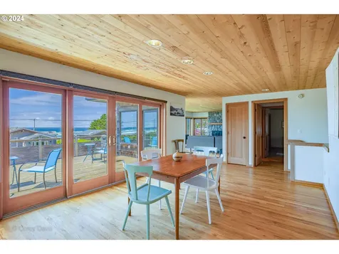37635 Treasure Hunters Lane Nehalem OR 97131