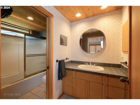 37635 Treasure Hunters Lane Nehalem OR 97131