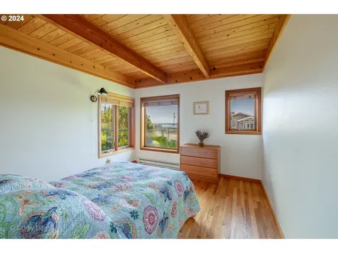 37635 Treasure Hunters Lane Nehalem OR 97131