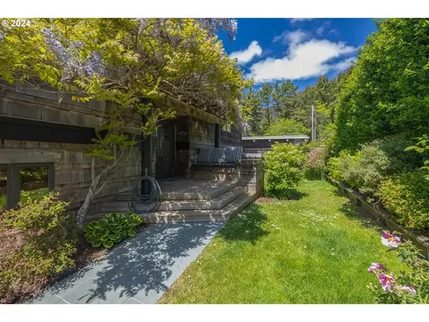 37635 Treasure Hunters Lane Nehalem OR 97131