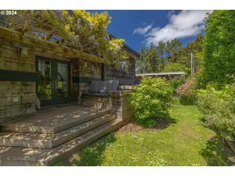 37635 Treasure Hunters Lane Nehalem OR 97131