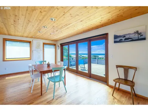37635 Treasure Hunters Lane Nehalem OR 97131