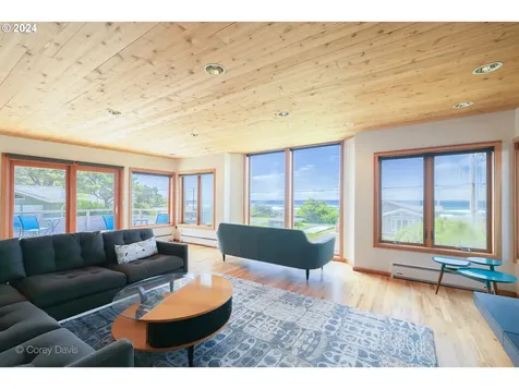 37635 Treasure Hunters Lane Nehalem OR 97131