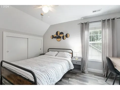 15909 NE 36th Street Vancouver WA 98682