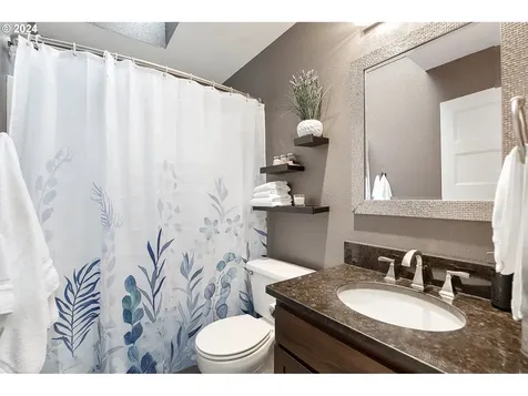 15909 NE 36th Street Vancouver WA 98682