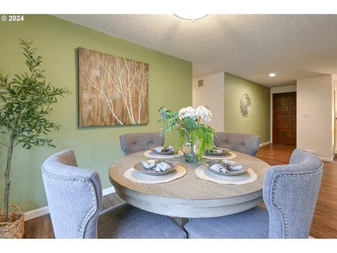 12065 SW Morning Hill Drive Portland OR 97223