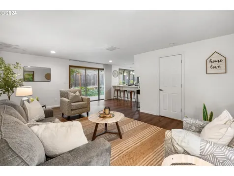 12065 SW Morning Hill Drive Portland OR 97223