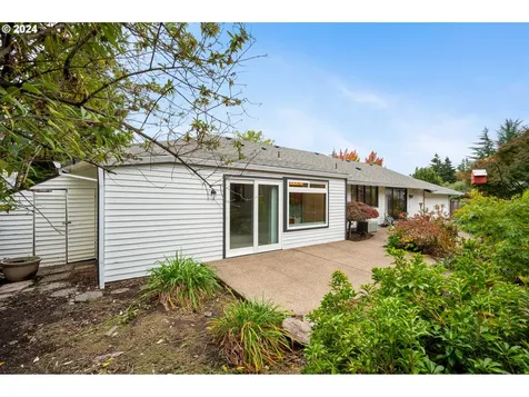 12065 SW Morning Hill Drive Portland OR 97223