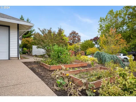 12065 SW Morning Hill Drive Portland OR 97223