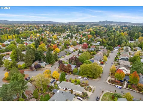 12065 SW Morning Hill Drive Portland OR 97223