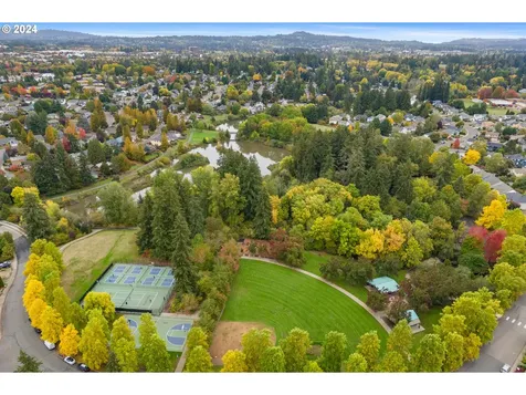 12065 SW Morning Hill Drive Portland OR 97223