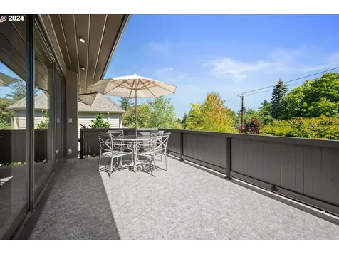 1807 Sw Clifton Street Portland OR 97201