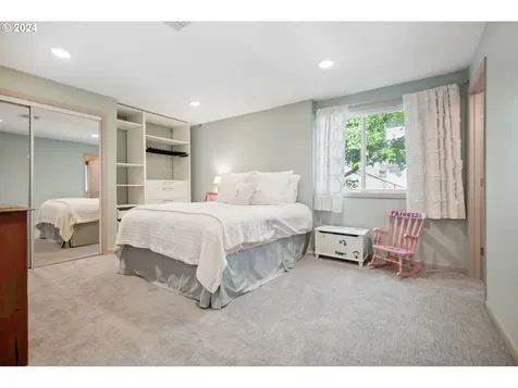 1807 Sw Clifton Street Portland OR 97201