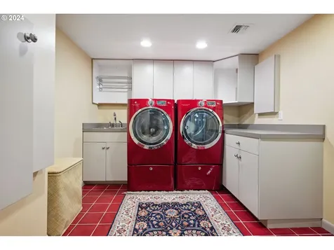 1807 Sw Clifton Street Portland OR 97201