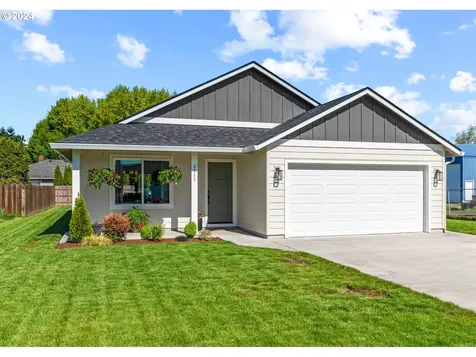 2311 36th Avenue Longview WA 98632