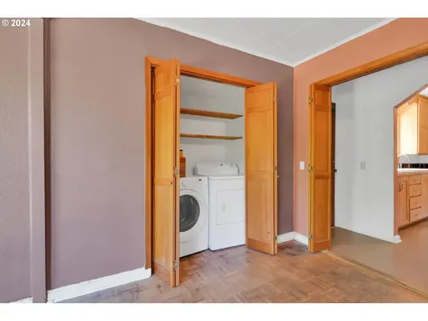 2705 Adams Street Eugene OR 97405