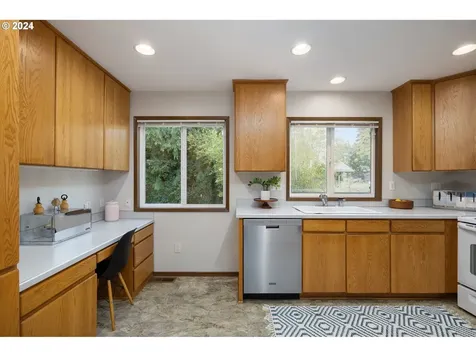 517 Se 20th Avenue Hillsboro OR 97123