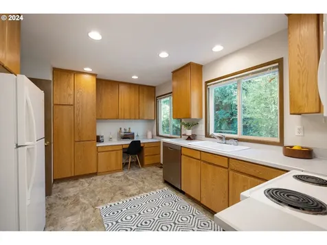 517 Se 20th Avenue Hillsboro OR 97123