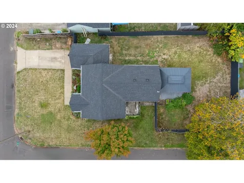 619 NW 10th Street Mcminnville OR 97128
