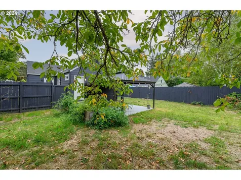 619 NW 10th Street Mcminnville OR 97128