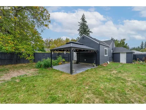 619 NW 10th Street Mcminnville OR 97128