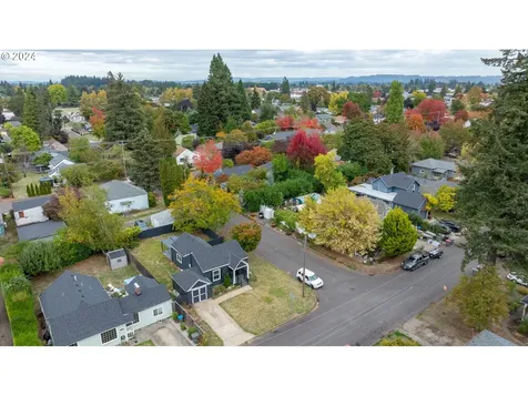 619 NW 10th Street Mcminnville OR 97128
