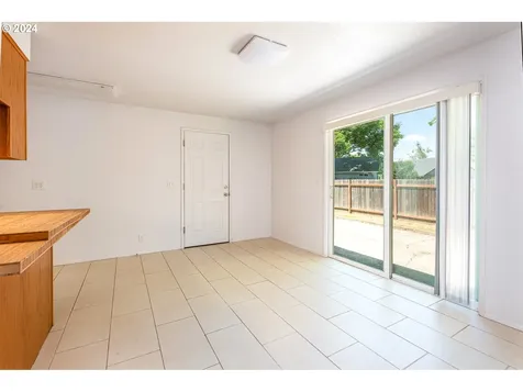 2133 Jeppesen Acres Road Eugene OR 97401
