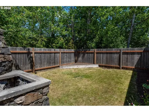 2133 Jeppesen Acres Road Eugene OR 97401
