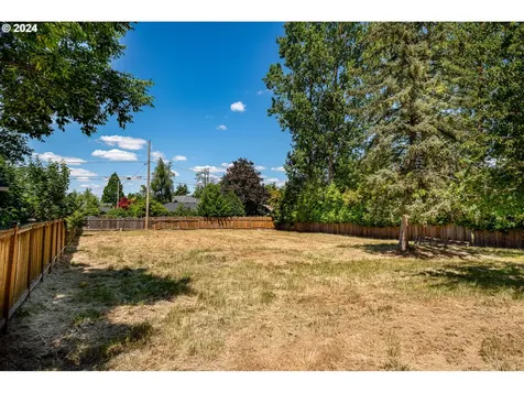 2133 Jeppesen Acres Road Eugene OR 97401
