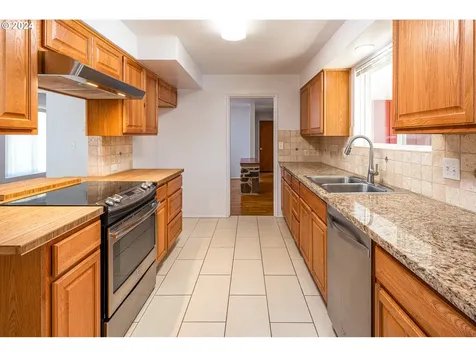 2133 Jeppesen Acres Road Eugene OR 97401